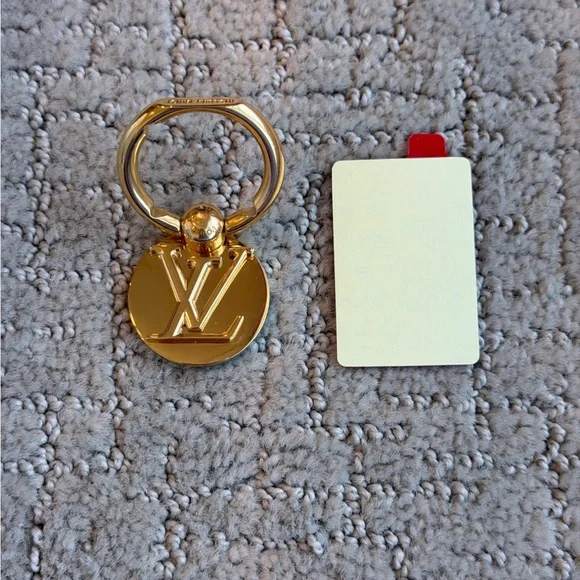 Louis Vuitton Louise Gold Tone Metal Phone Ring M64290 fits all Phones / Cases - Picture 14 of 15